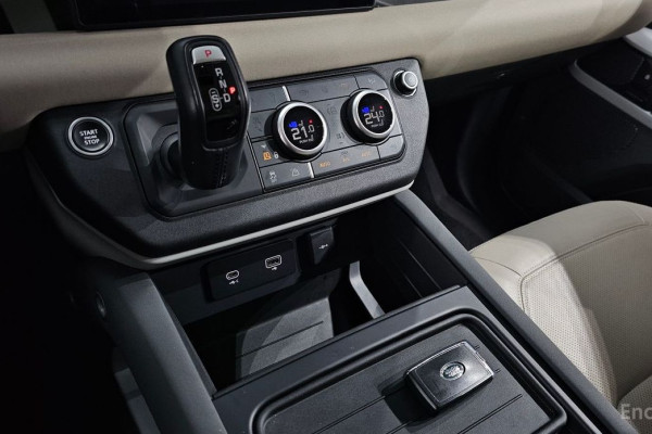 2022 Land Rover Defender с пробегом 72 473 км