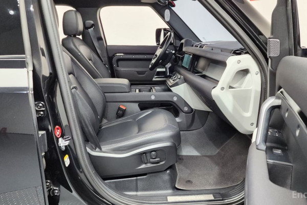 2022 Land Rover Defender с пробегом 64 350 км