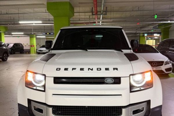 2022 Land Rover Defender с пробегом 82 817 км