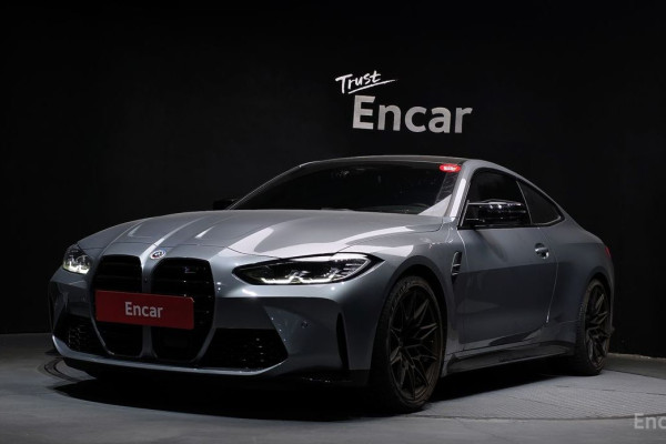 2022 BMW M4 с пробегом 10 808 км