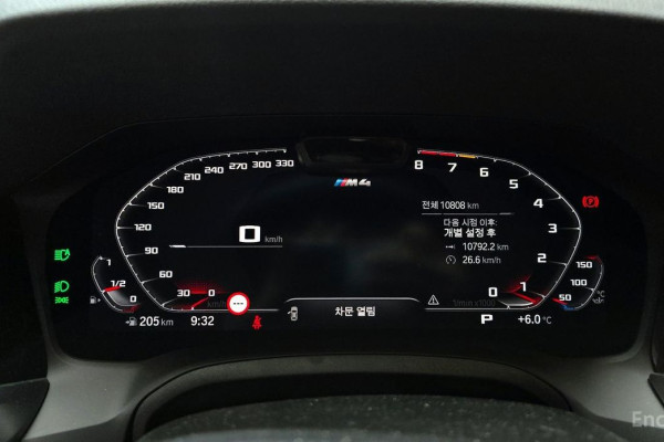 2022 BMW M4 с пробегом 10 808 км