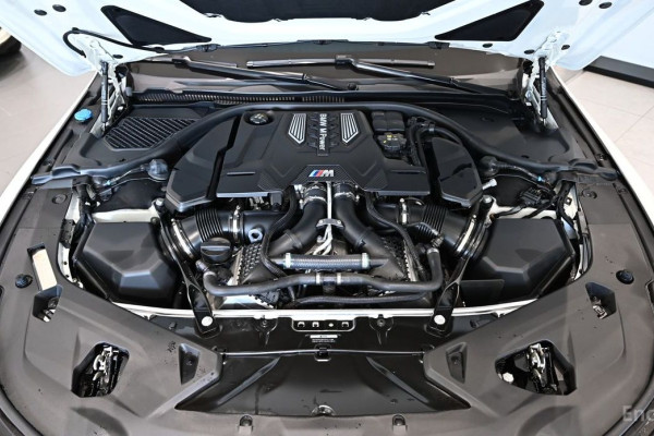 2023 BMW M8 с пробегом 25 291 км
