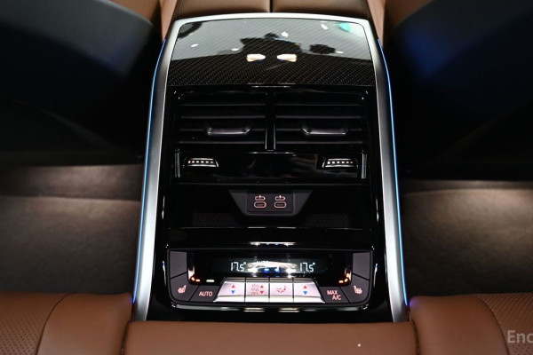 2023 BMW M8 с пробегом 25 291 км