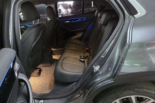 2021 BMW X2 с пробегом 92 975 км