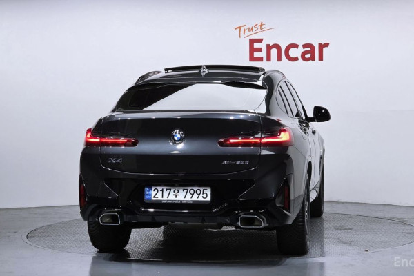 2023 BMW X4 с пробегом 37 430 км