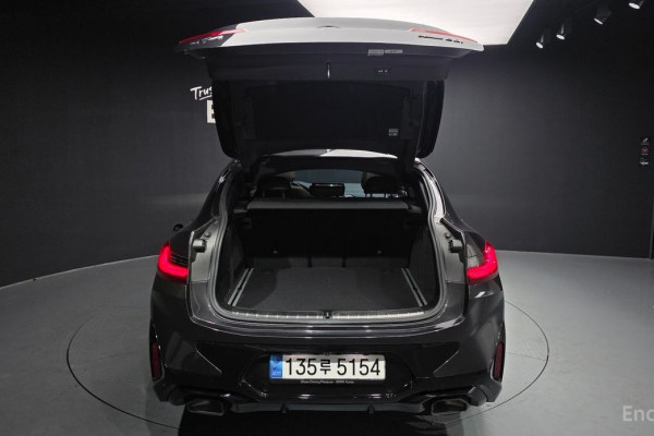 2023 BMW X4 с пробегом 26 545 км