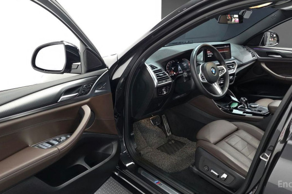 2023 BMW X4 с пробегом 37 430 км