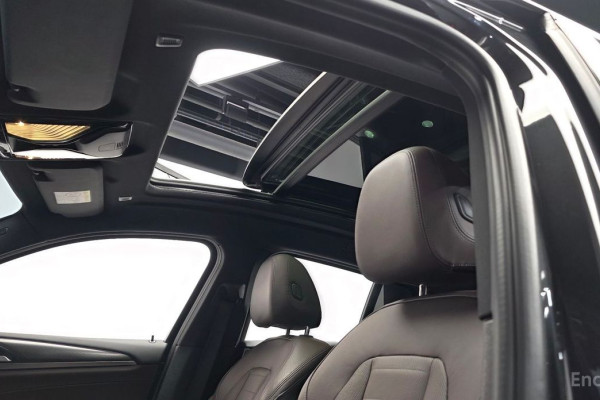 2023 BMW X4 с пробегом 37 430 км