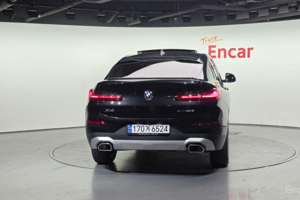2023 BMW X4 с пробегом 41 679 км