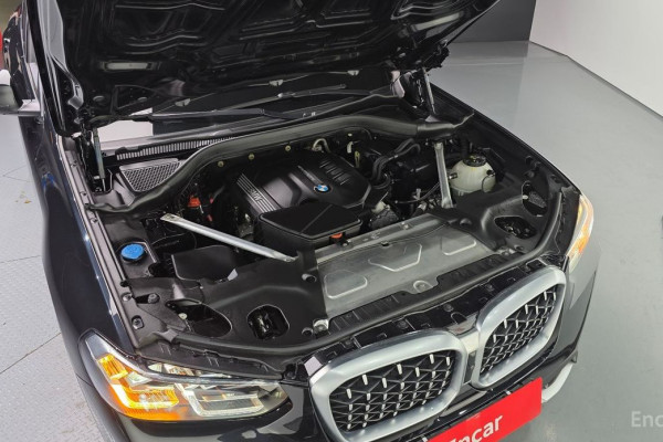 2023 BMW X4 с пробегом 41 679 км