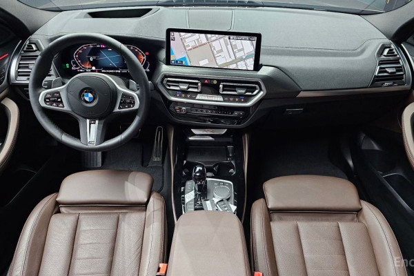 2025 BMW X4 с пробегом 5 688 км