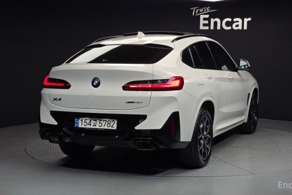 2023 BMW X4 с пробегом 48 924 км