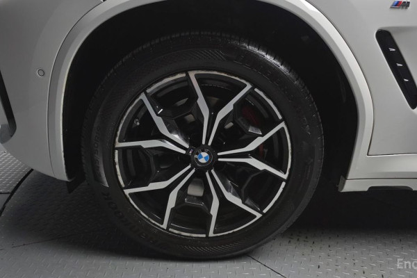 2023 BMW X4 с пробегом 48 924 км