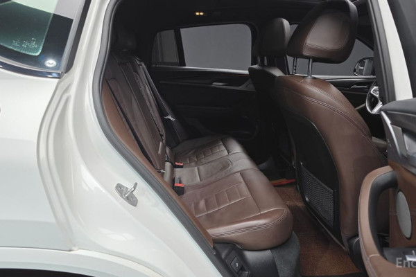 2023 BMW X4 с пробегом 48 924 км