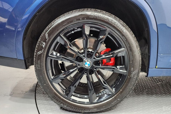 2025 BMW X4 с пробегом 12 995 км