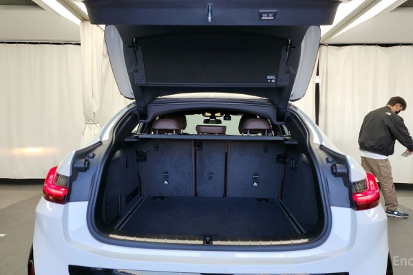 2023 BMW X4 с пробегом 47 006 км