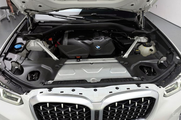 2023 BMW X4 с пробегом 18 281 км