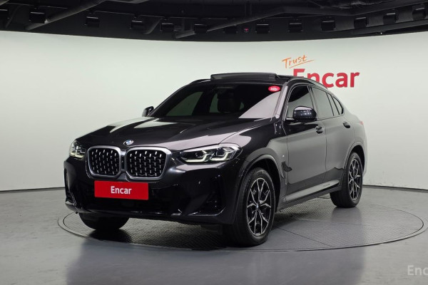 2023 BMW X4 с пробегом 32 405 км