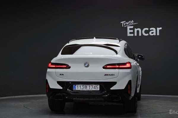 2025 BMW X4 с пробегом 9 994 км