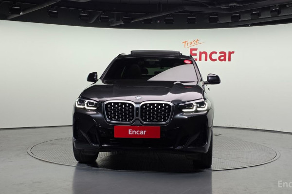2023 BMW X4 с пробегом 32 405 км