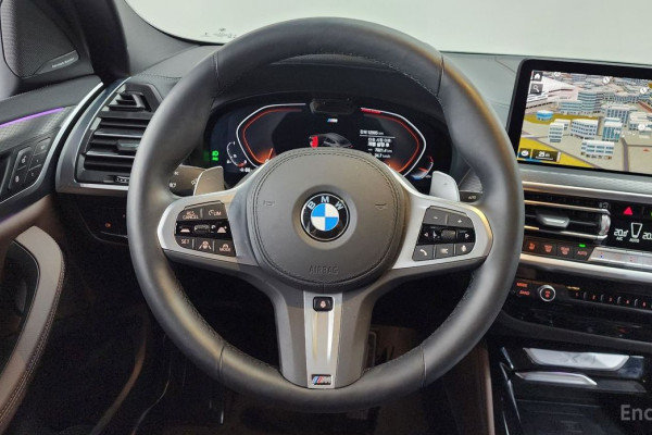 2025 BMW X4 с пробегом 12 995 км