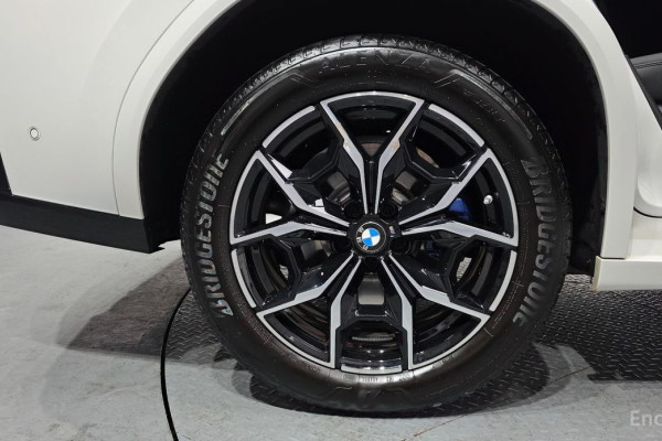 2024 BMW X4 с пробегом 15 182 км