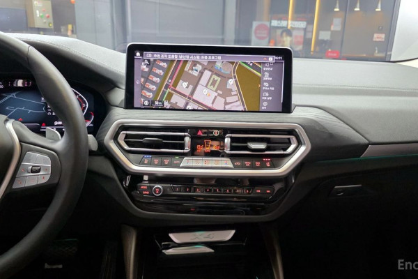 2025 BMW X4 с пробегом 12 981 км