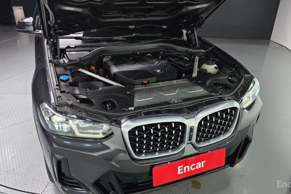 2023 BMW X4 с пробегом 32 405 км