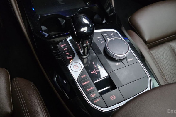 2023 BMW X4 с пробегом 32 405 км