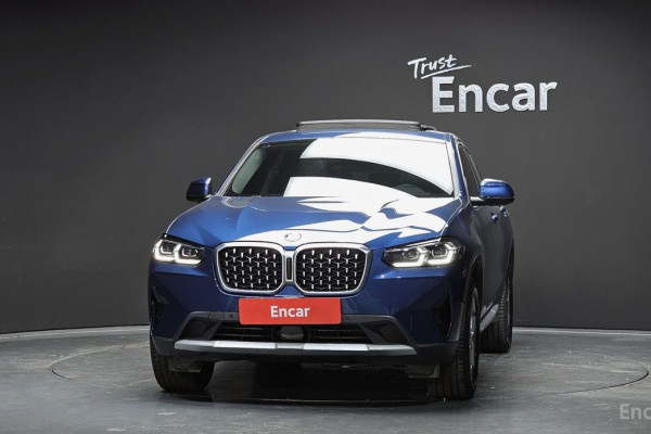 2023 BMW X4 с пробегом 38 055 км