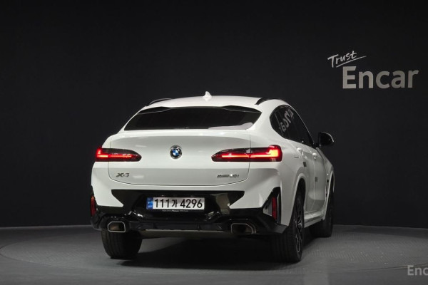 2024 BMW X4 с пробегом 37 403 км