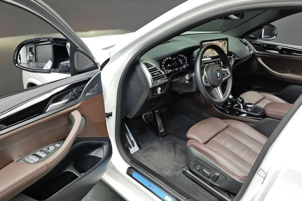 2025 BMW X4 с пробегом 9 994 км