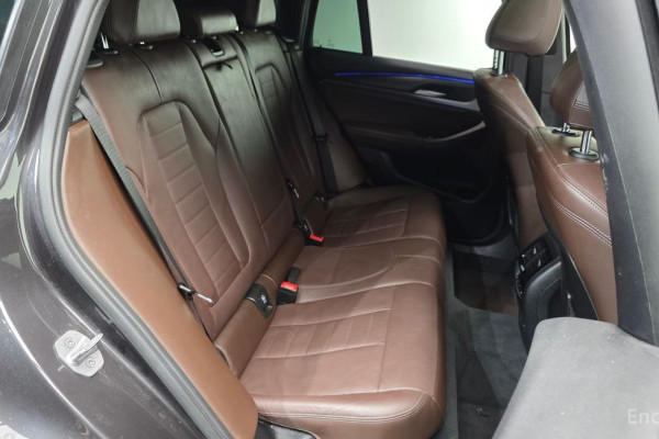 2023 BMW X4 с пробегом 32 405 км