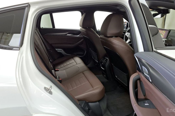 2024 BMW X4 с пробегом 37 403 км