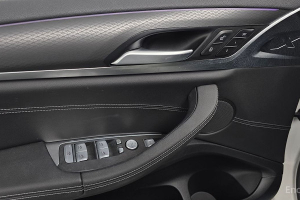 2024 BMW X4 с пробегом 15 182 км