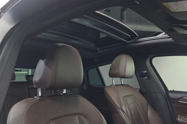 2023 BMW X4 с пробегом 32 405 км