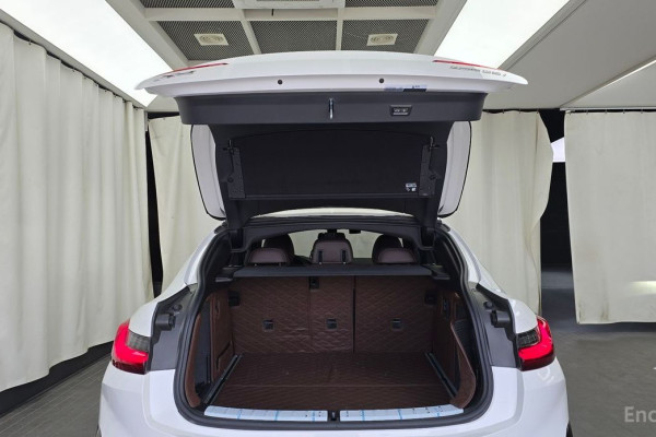 2024 BMW X4 с пробегом 37 403 км