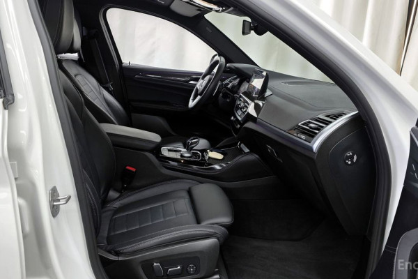 2025 BMW X4 с пробегом 9 698 км