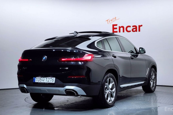 2023 BMW X4 с пробегом 67 718 км