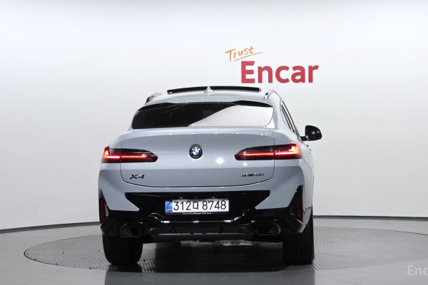 2025 BMW X4 с пробегом 5 662 км