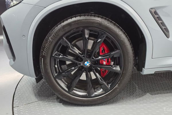 2025 BMW X4 с пробегом 5 662 км