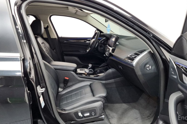 2023 BMW X4 с пробегом 67 718 км