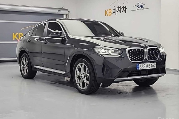 2024 BMW X4 с пробегом 4 287 км