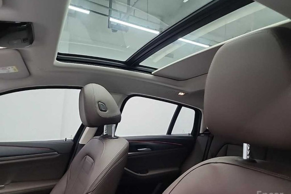 2024 BMW X4 с пробегом 4 287 км