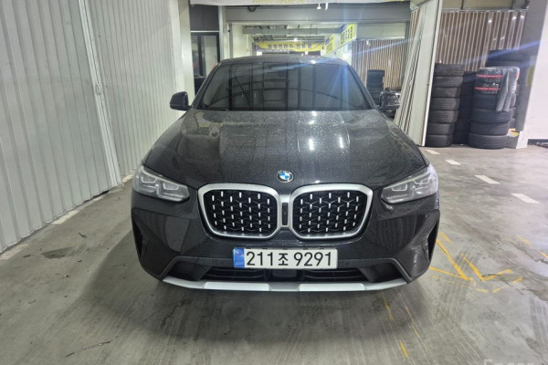 2024 BMW X4 с пробегом 26 293 км