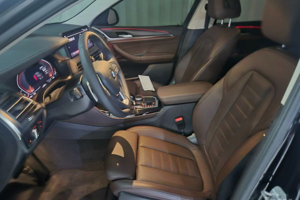 2024 BMW X4 с пробегом 26 293 км