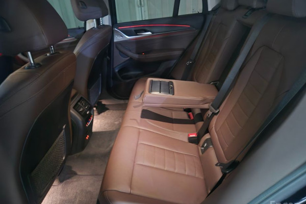 2024 BMW X4 с пробегом 26 293 км