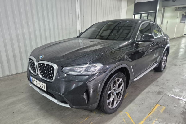 2024 BMW X4 с пробегом 26 293 км