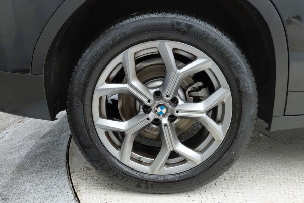 2024 BMW X4 с пробегом 20 677 км