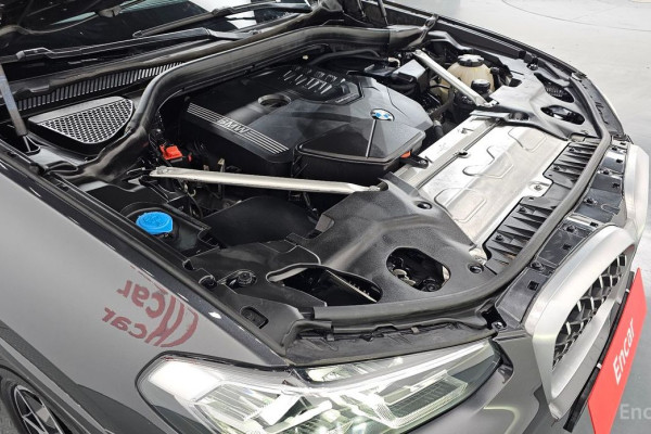 2023 BMW X4 с пробегом 96 994 км